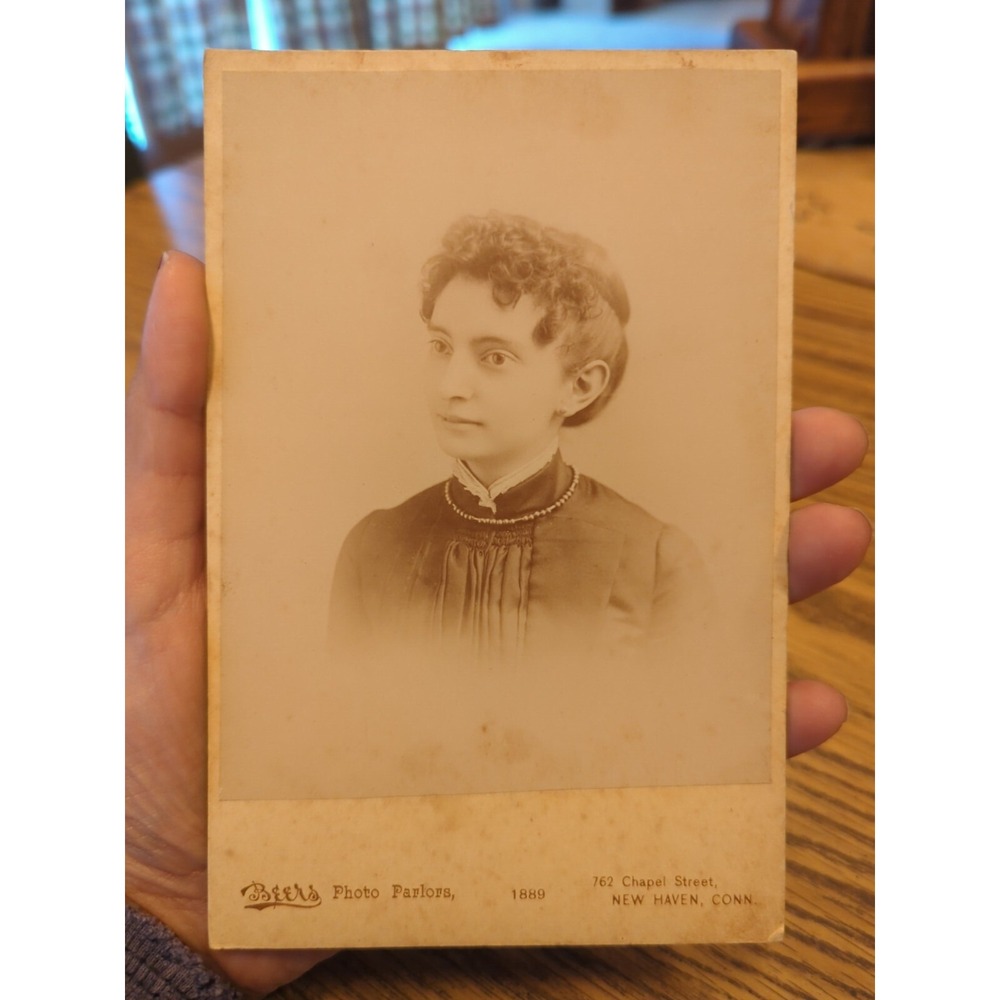 Antique 1889 Cabinet Card Photo Victorian Portrait Lady New Haven Connecticut